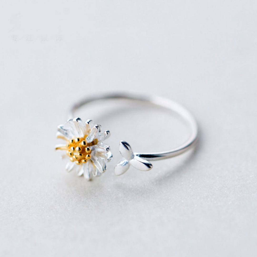 Adjustable 925 Sterling Silver hand-painted Pretty Daisy Ring