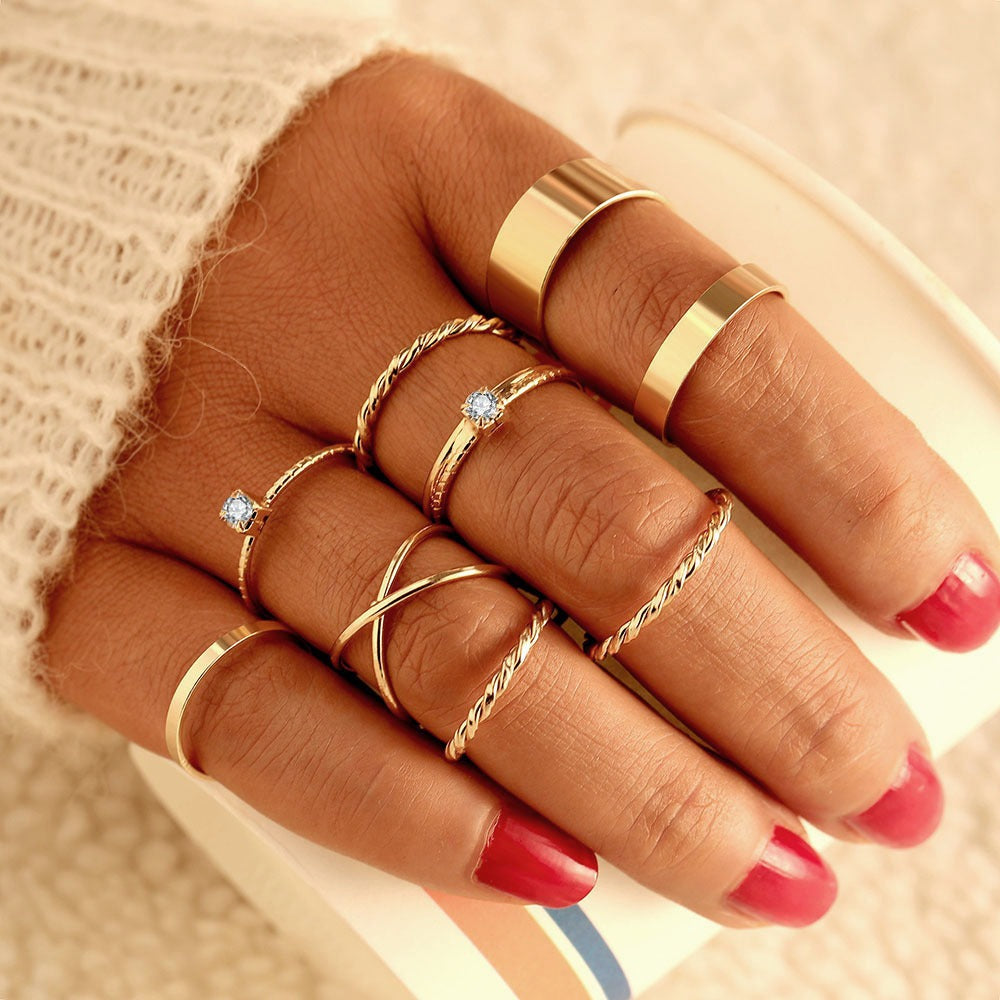 Set of 9 Golden minimalist rings in fine style